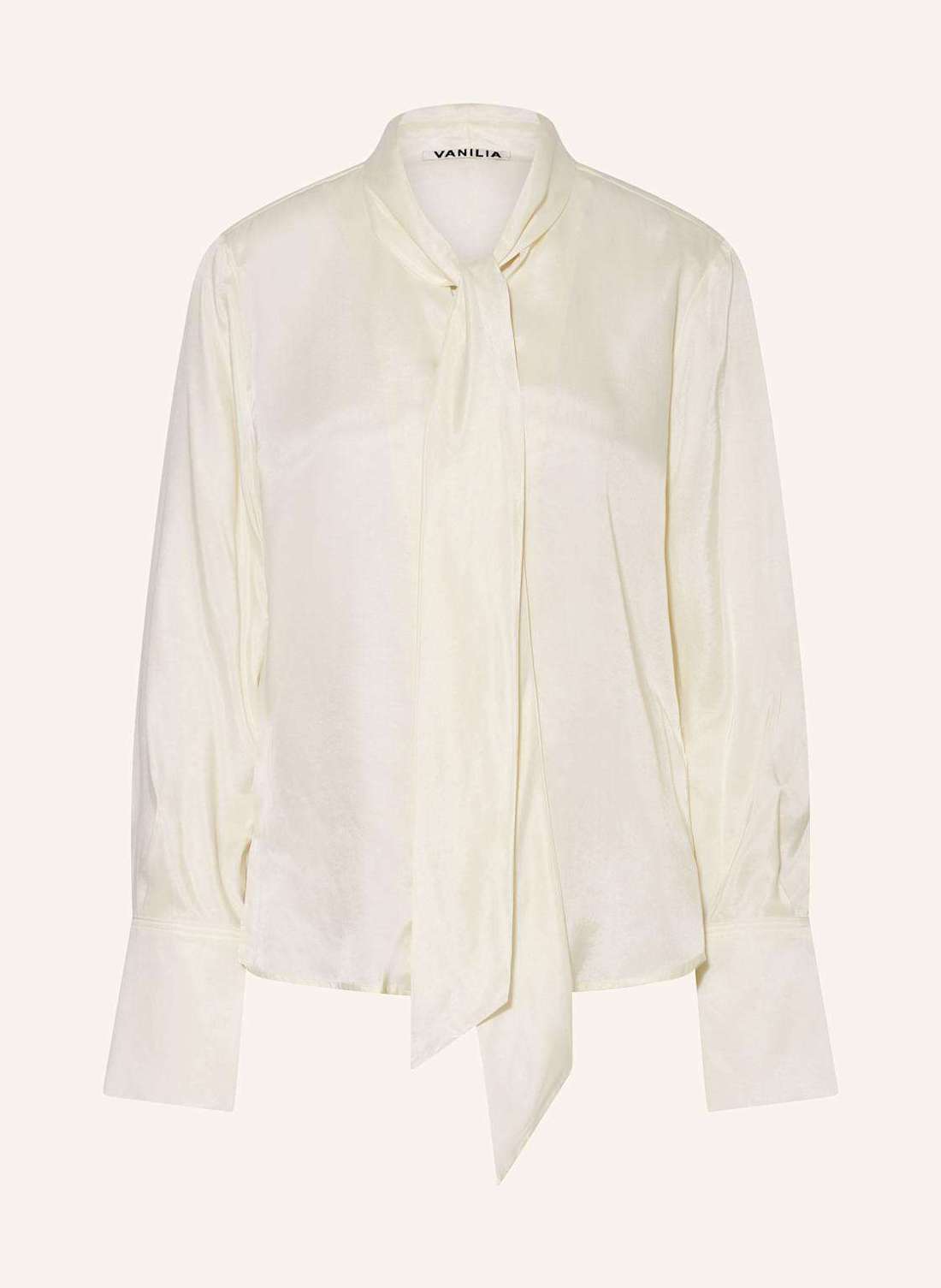 Атласная блузка с завязками на воротнике