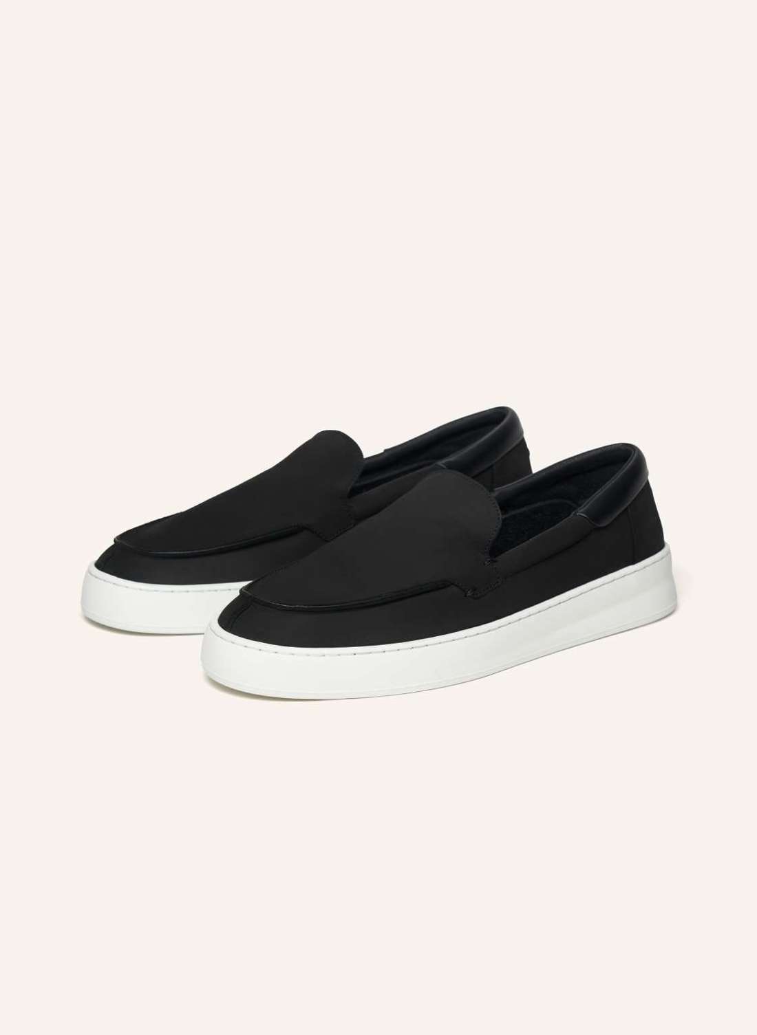 Кроссовки на шнуровке SIGNATURE