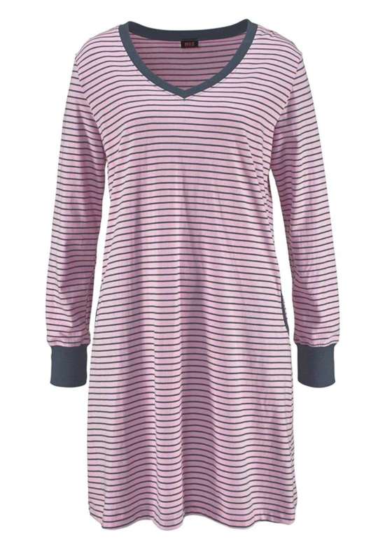 Милая ночная сорочка в полоску с длинными рукавами.