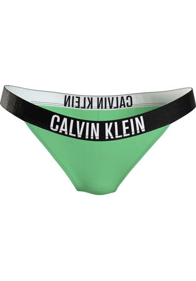 Трусики для плавания с фирменным лейблом Calvin Klein.