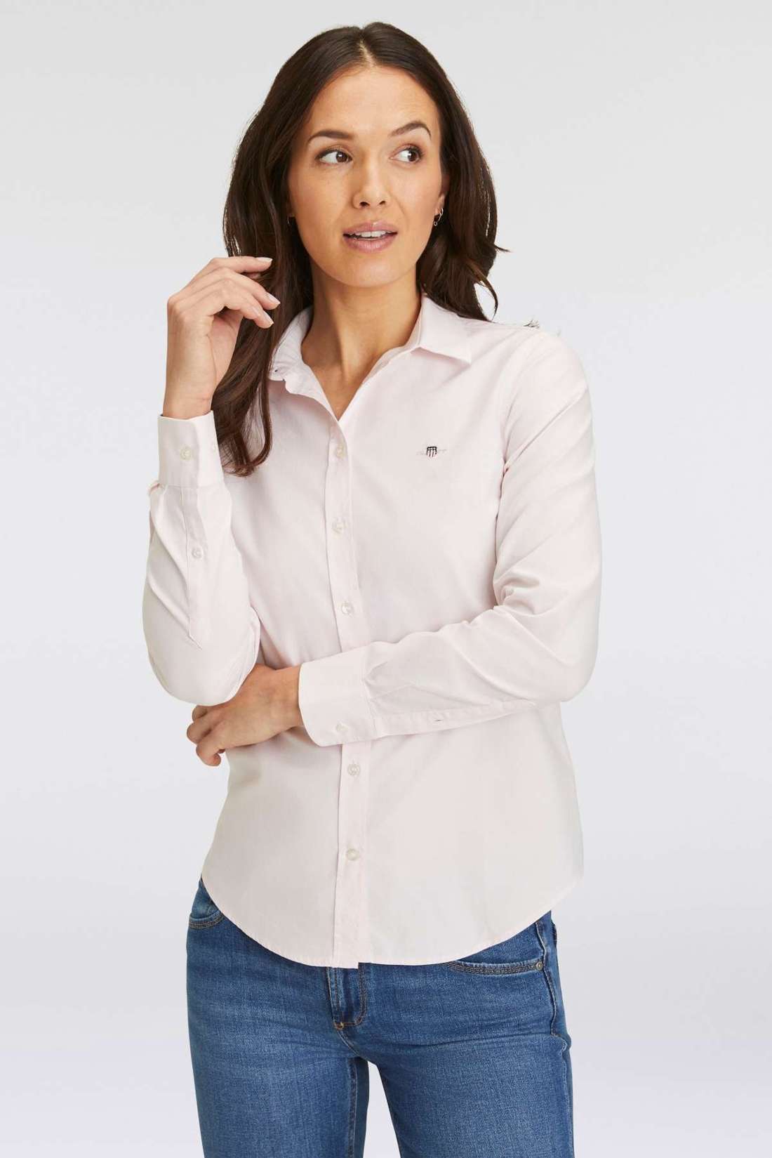 Блузка с длинными рукавами для комфортной посадки и свободы движений. New Slim Stretch Oxford Blouse