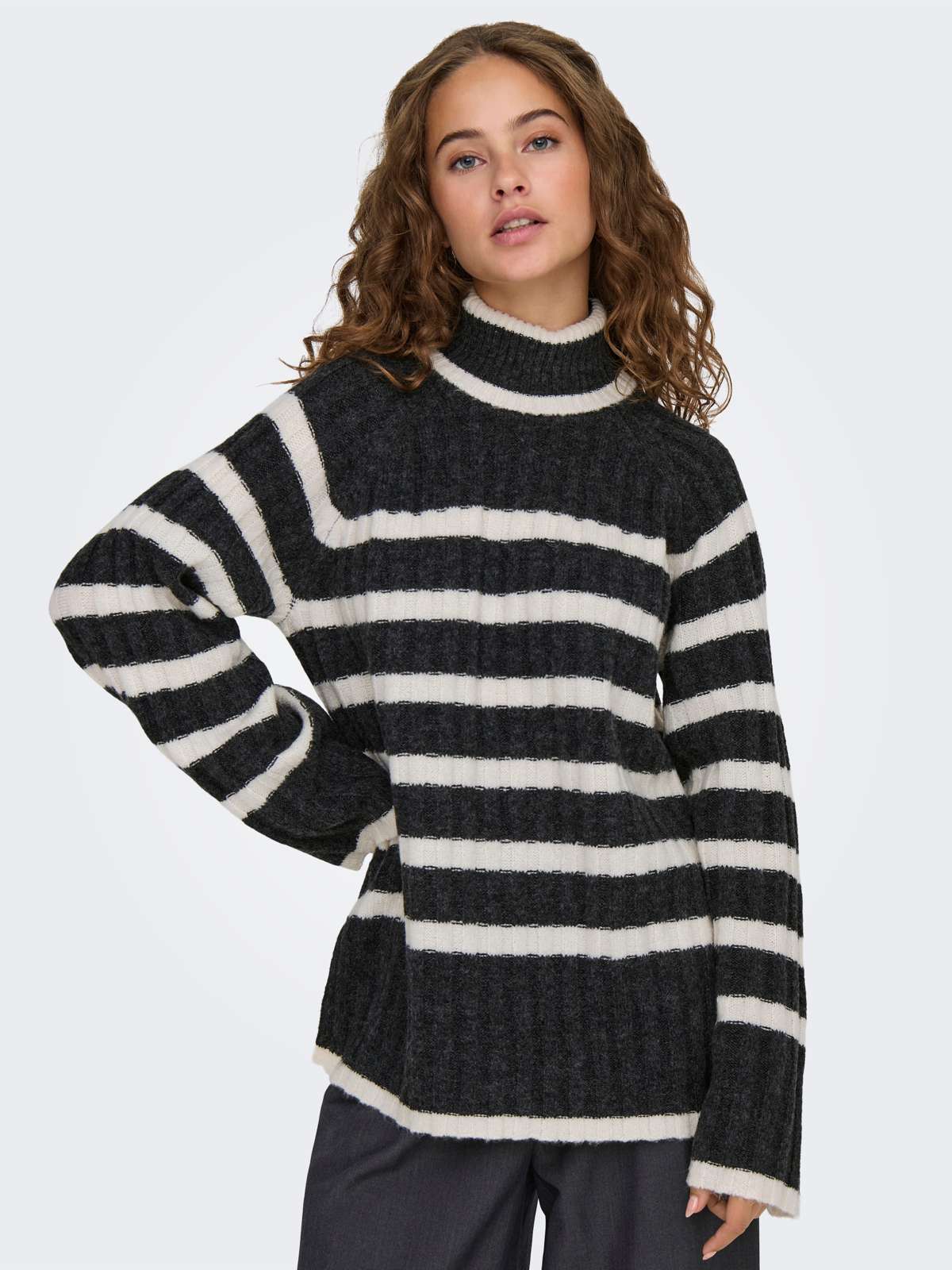 Свитер с высоким воротником »MILEY L/S LONG STRIPE PULLOV KNT NOOS«