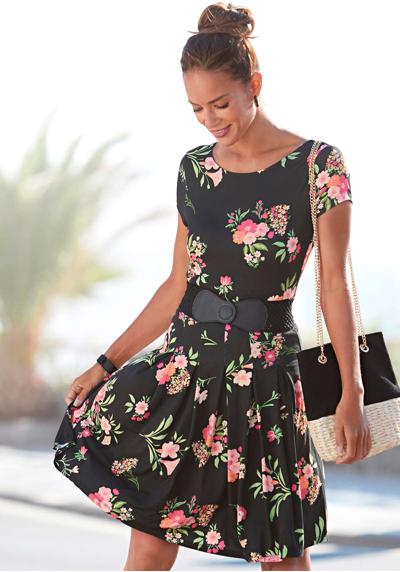Платье с принтом, цветочным узором, платье-футболка, летнее платье.