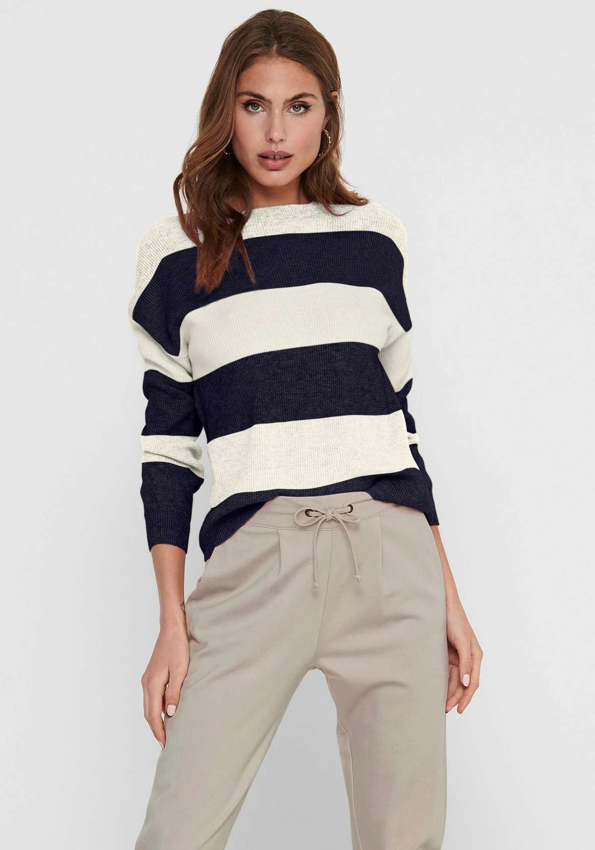 Вязаный свитер ONLATIA L/S STRIPE PULLOVER KNT NOOS