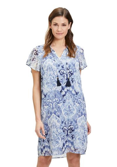 Летнее платье Freizeitkleid mit Rüschen