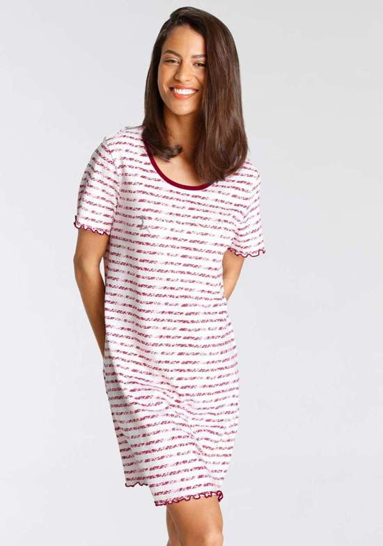 Рубашка для сна с рюшами по краю