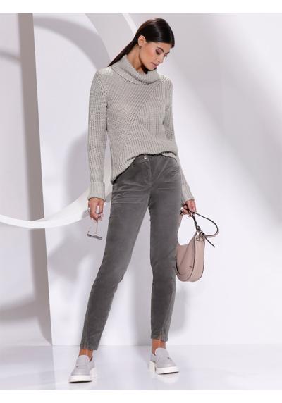 Свитер с высоким воротником Pullover