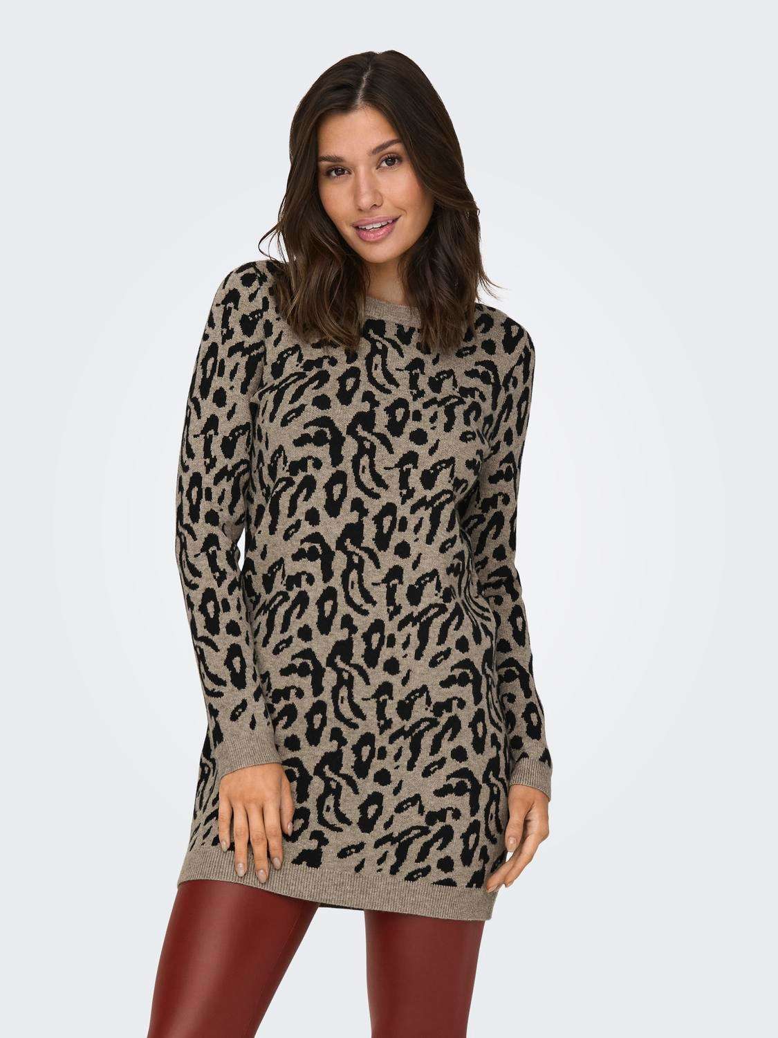 Трикотажное платье ONLJENNI LS ANIMAL DRESS EX KNT