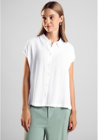 Блузка-рубашка из мягкой вискозы.
