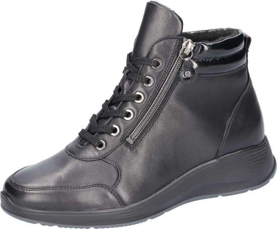 ботинки на шнуровке KALEA