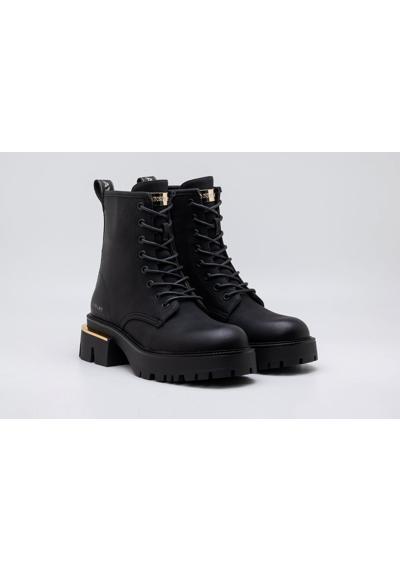 ботинки на шнуровке BOOT