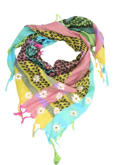 Яркий шарф с цветами эдельвейса.