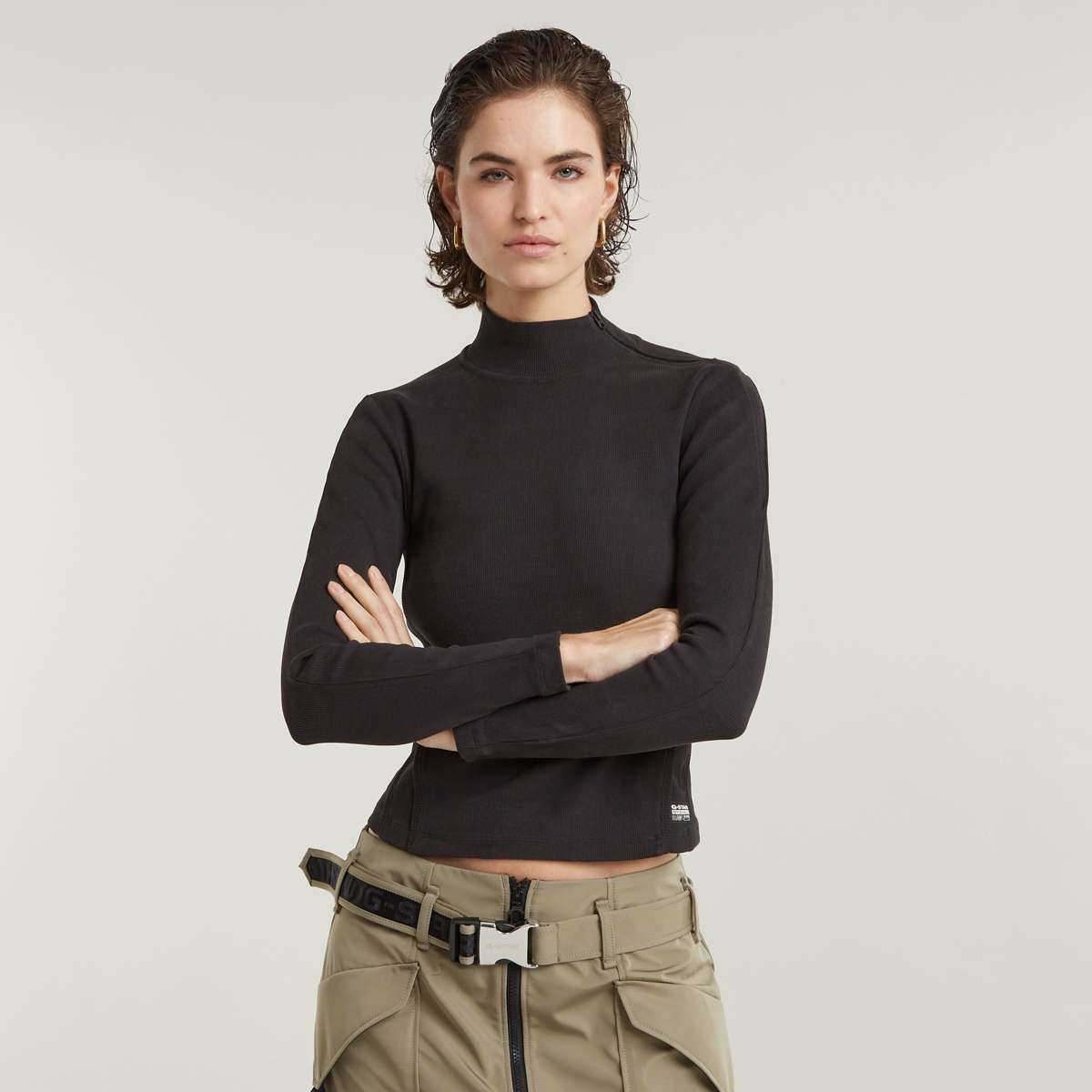 футболка »Asymmetric Zip Cropped Slim Mock«