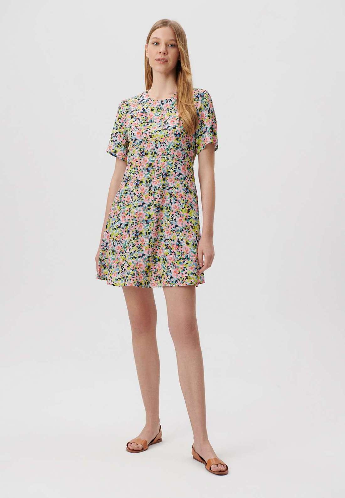 Мини-платье SHORT SLEEVE MINI DRESS