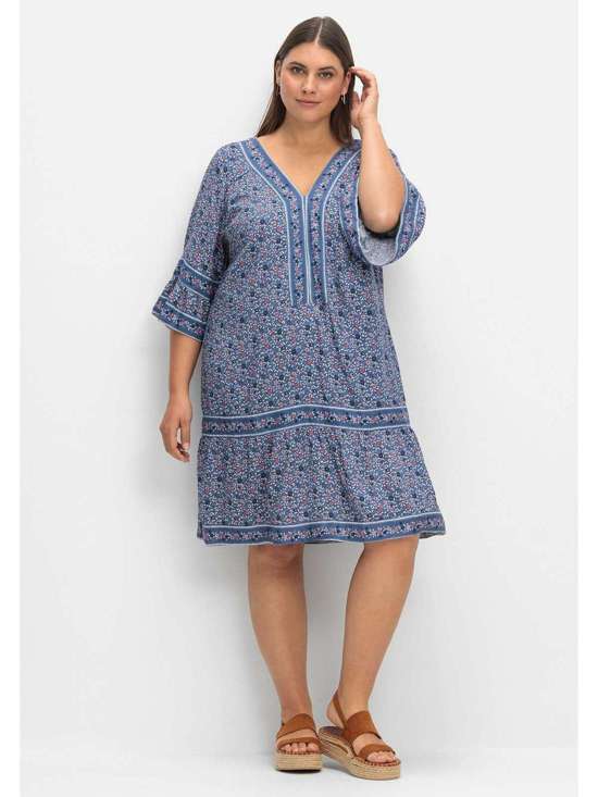 Летнее платье с цветочным принтом по всей поверхности Große Größen