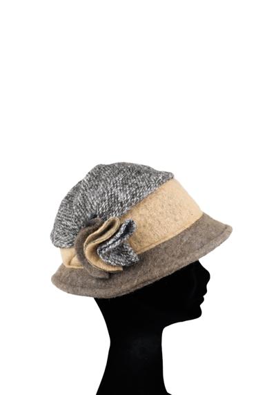 Фетровая шапка (1 шт.) из мягкой шерсти, с цветочным мотивом.