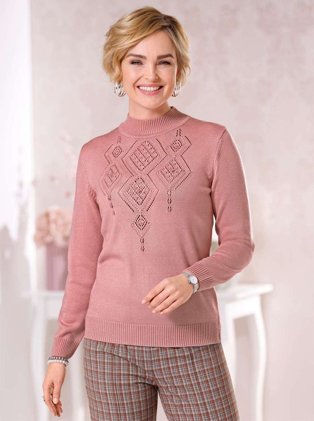 Свитер с воротником-стойкой Pullover