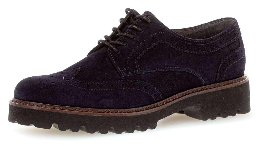 Туфли на шнуровке с тонкой перфорацией Lyra.