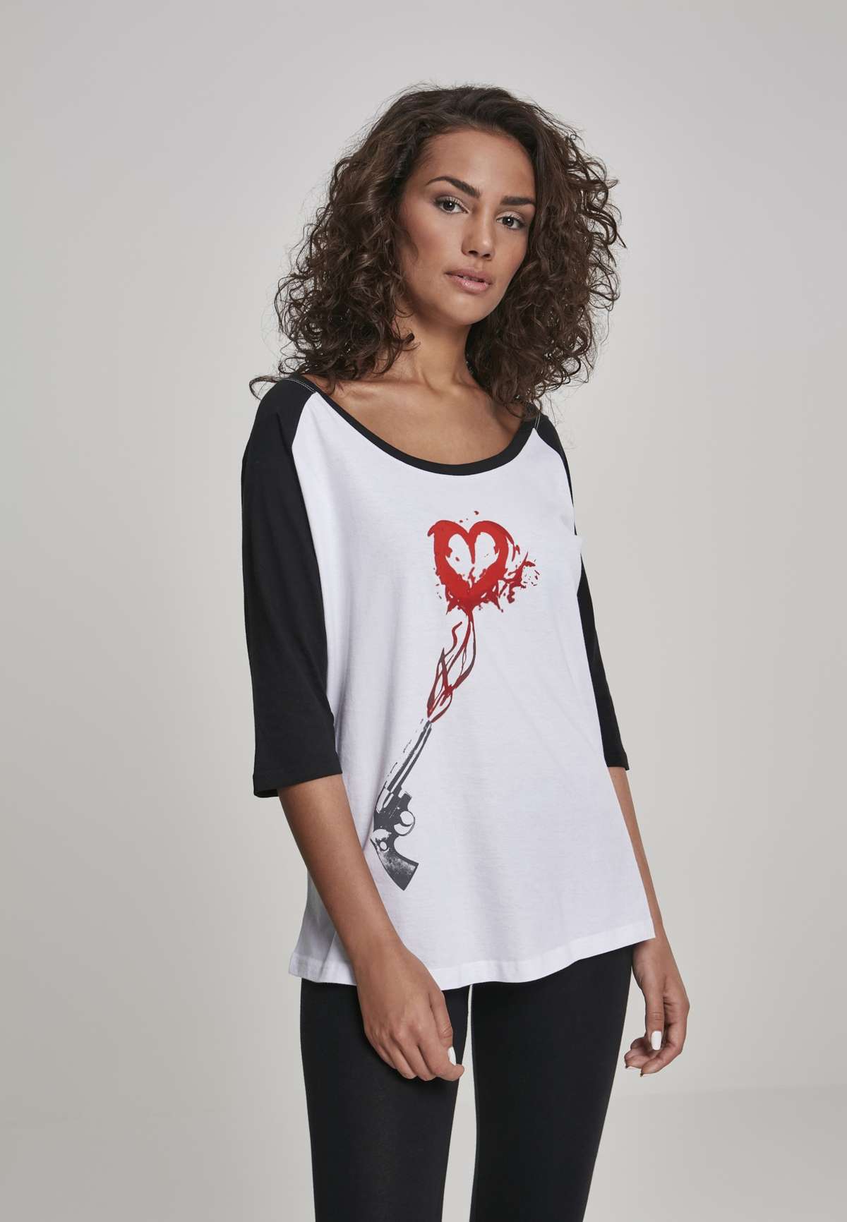 футболка »Damen Ladies Pistol Heart Raglan Tee«