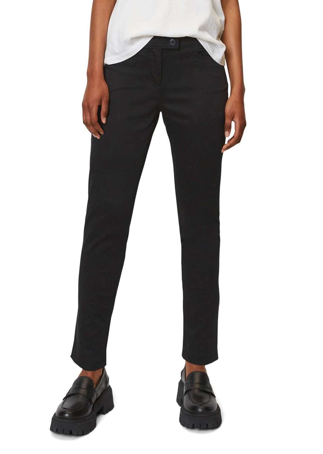 Чинос aus Smooth Sateen Stretch