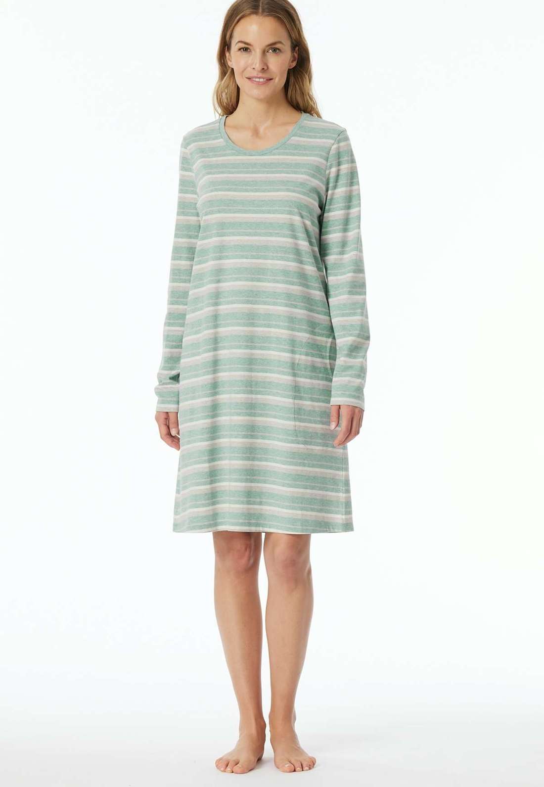 Ночная рубашка с длинными рукавами и боковыми карманами. `Casual Essentials`