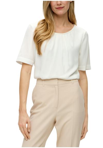 Блуза с короткими рукавами, круглым вырезом и рюшами