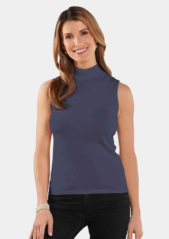 Отличный комбинированный блейзер без рукавов.