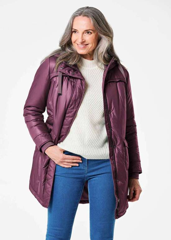 Спортивный анорак с теплой подкладкой.