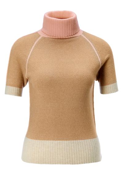 Вязаный свитер с короткими рукавами