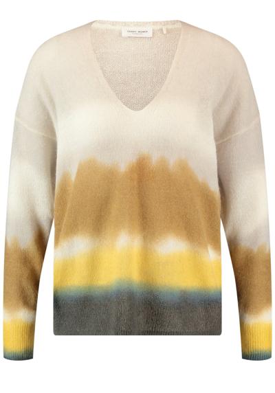 Вязаный пуловер-свитер с волнистыми полосками