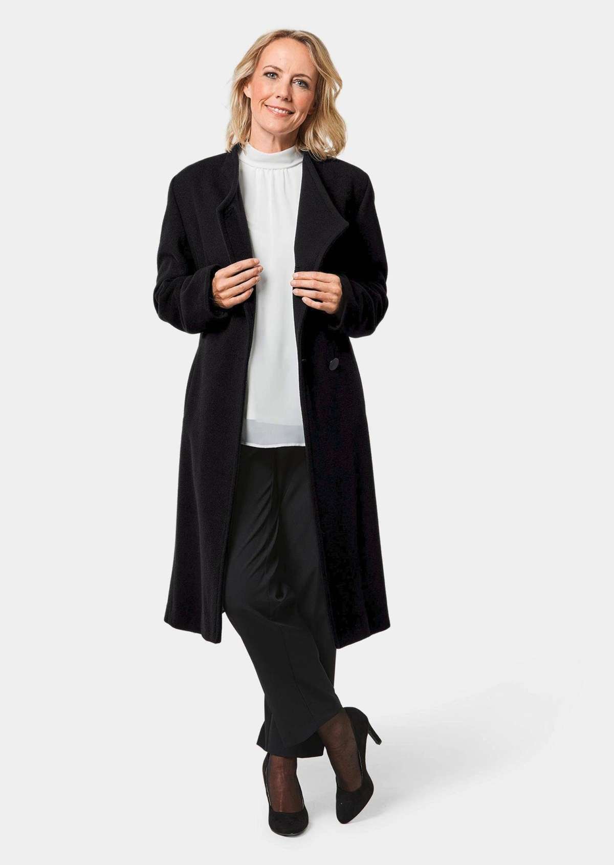 Полупальто маленького размера: утепляющее шерстяное пальто