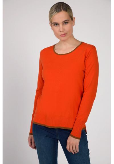 Вязаный свитер-пуловер с цветными краями, круглым вырезом и длинным рукавом