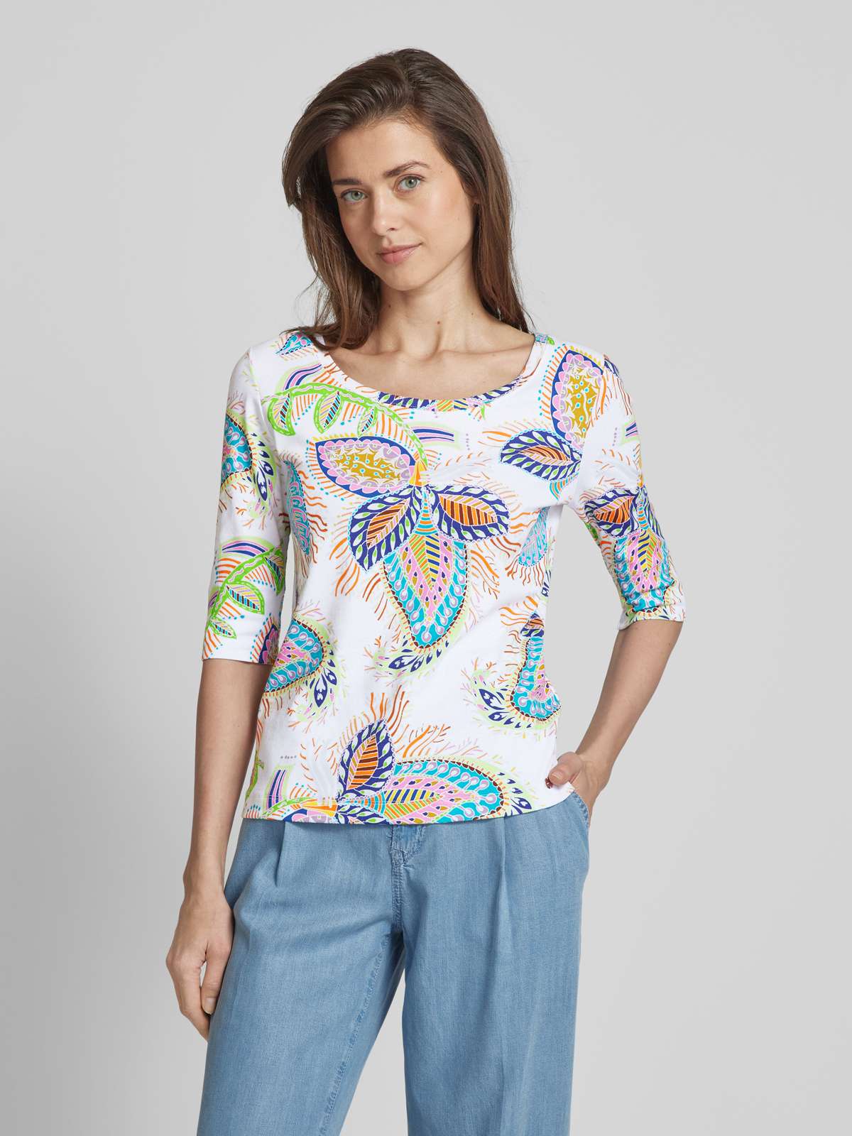 T-Shirt mit floralem Print