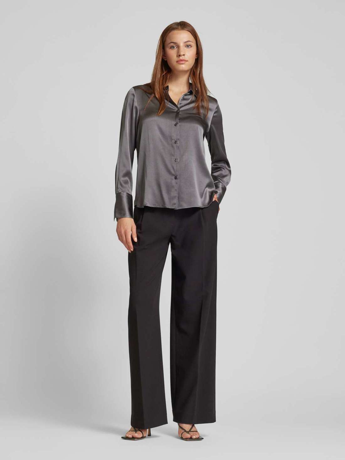 Блузка с планкой на пуговицах